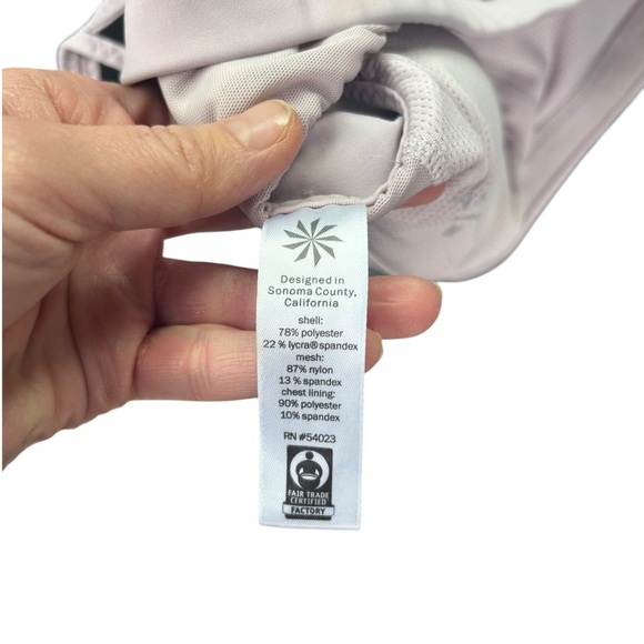 Athleta Light Purple Strappy Sports Bra Medium Removable Pads - Picture 3 of 5